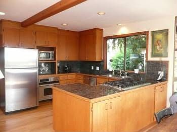 3rd image of 11245 NE 100th St