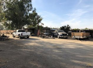 6240 Sugarloaf Ln, Bakersfield, CA 93307