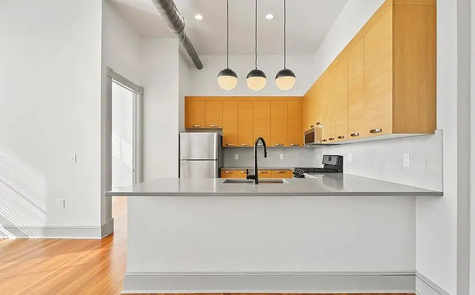 465 Church Street — Photo 3