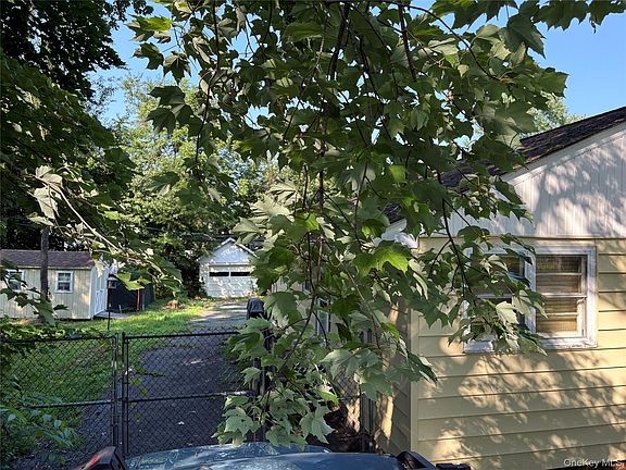 2nd image of 24 Maple Street