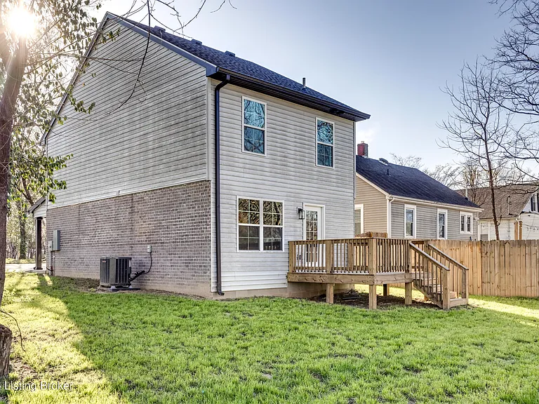 114 N Elm Grove Ave — Photo 6