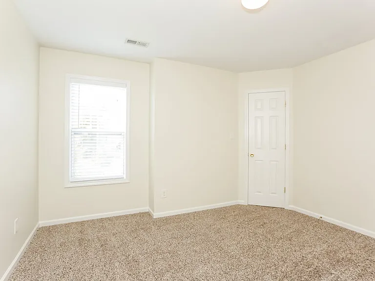 13515 Stones Landing St — Photo 7