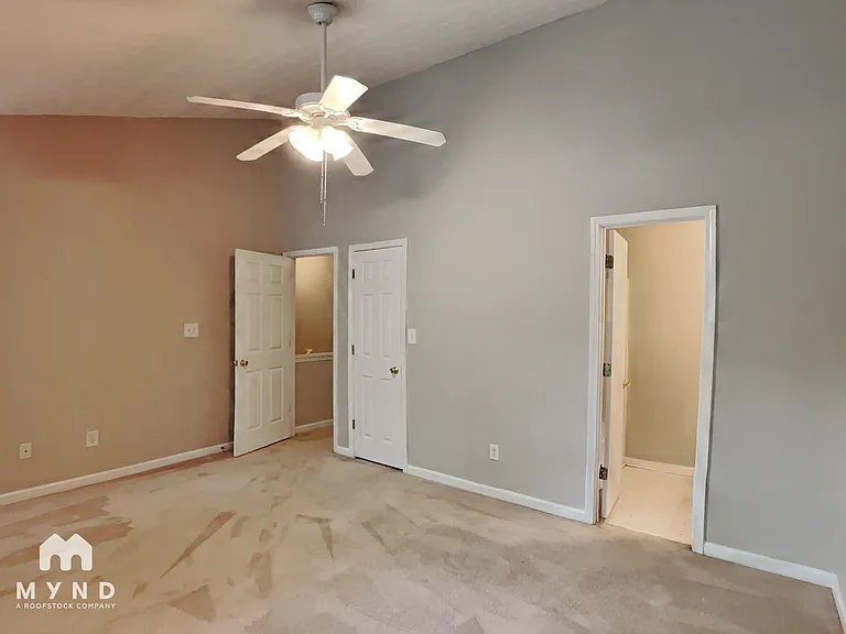942 Tree Creek Pkwy — Photo 9