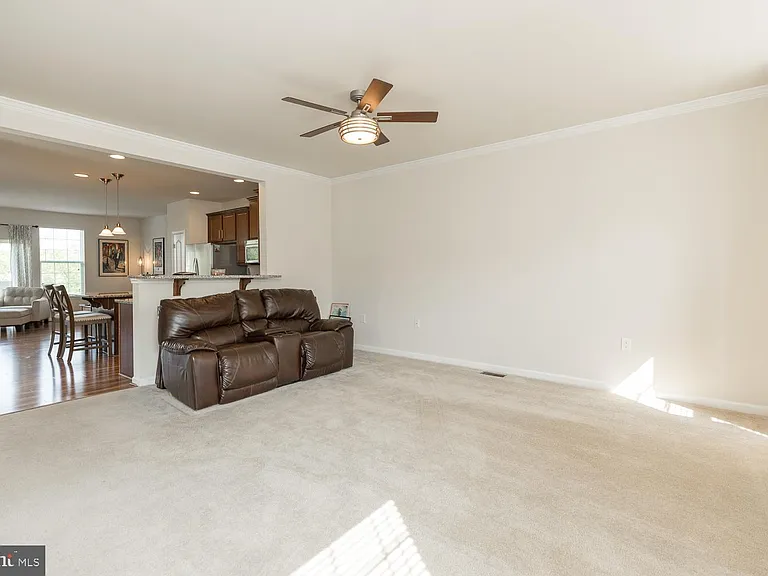 155 Schramm Loop — Photo 26