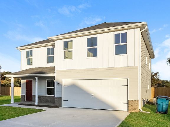 3rd image of 37 Oxford Ln