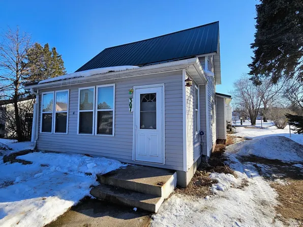 307 Leslie Ave W, Clarissa, MN 56440