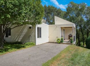 110173 Friendship Ln S, Chaska, MN 55318