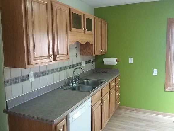 5th image of 1022 Grant Pl