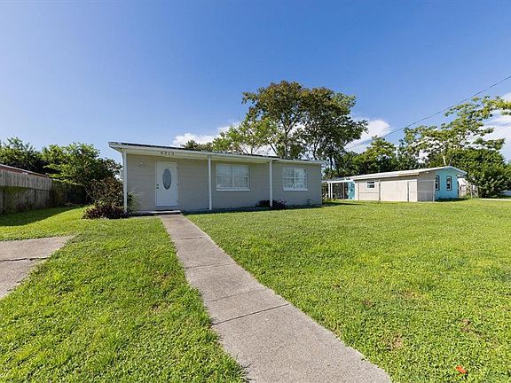 2nd image of 8313 Dorothy Ave