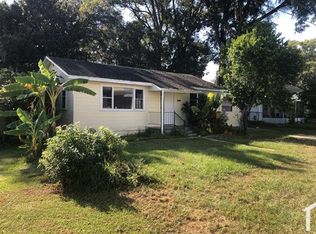 5611 10th St, Zephyrhills, FL 33542