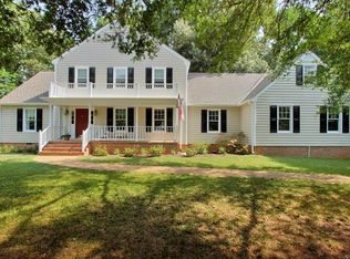 2611 Castle Hill Rd, Midlothian, VA 23113