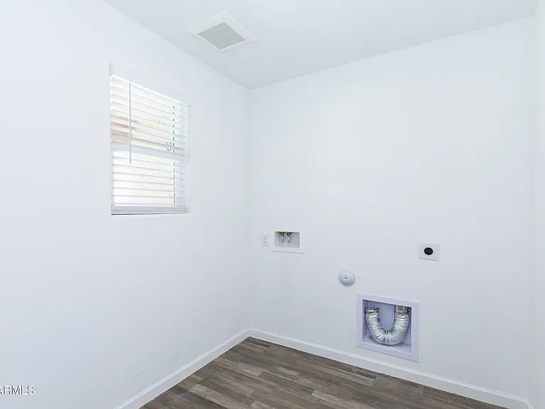 1441 E Tuscany St — Photo 14