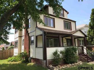 6854 Minne Lusa Blvd, Omaha, NE 68112