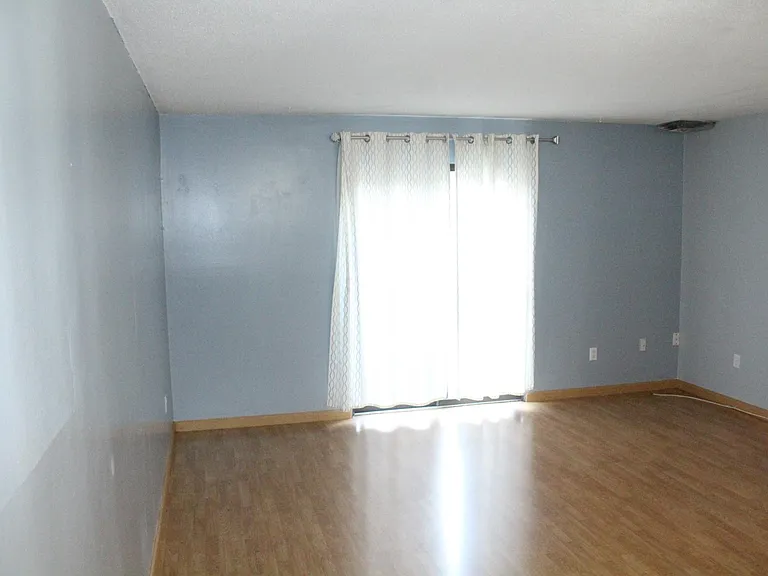 10 Village Brook Ln — Photo 15