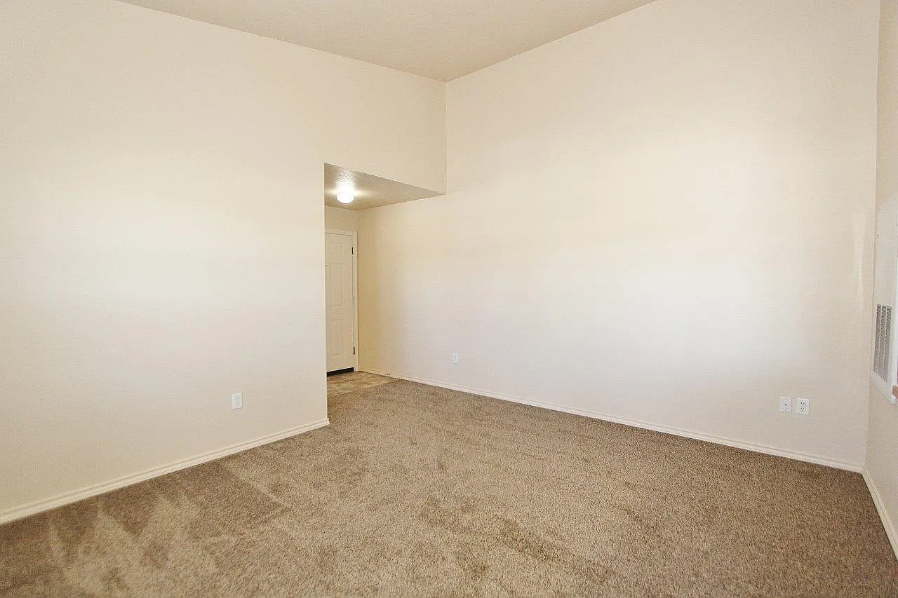 11840 Cloverbrook Lane — Photo 3