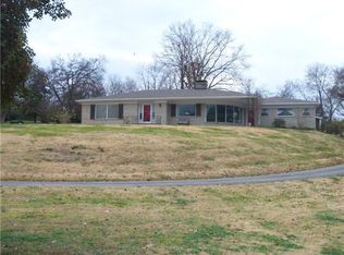 804 Academy Ln, Columbia, TN 38401