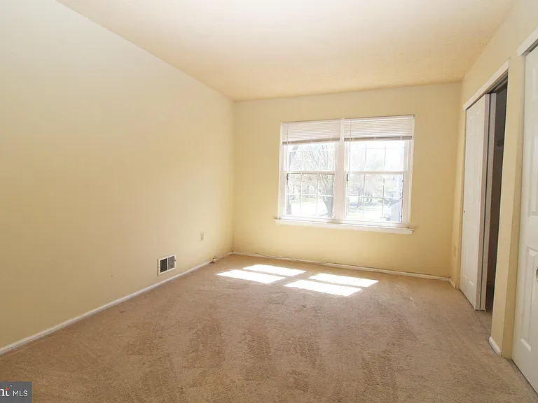 7 Joyner Ct — Photo 15