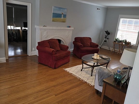 3rd image of 1235 Park Ave