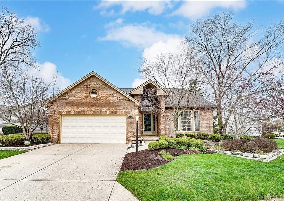 1st image of 6925 Wembley Cir