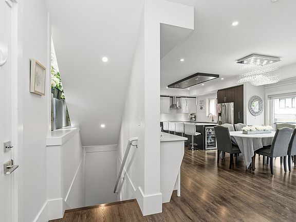 5th image of 15177 60th Ave #73
