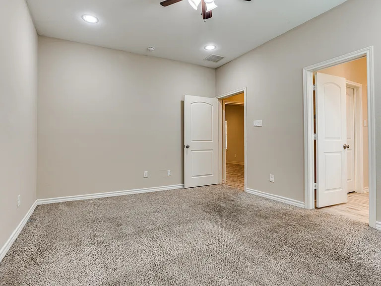 336 Austin Ave — Photo 22