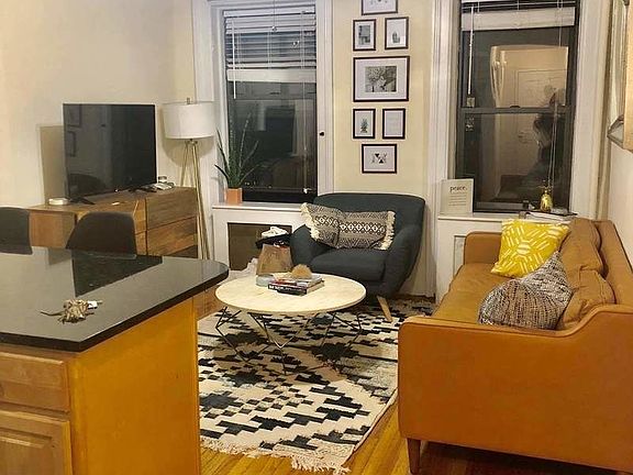 2nd image of 59 W 82nd St APT 4