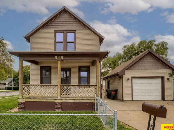 545 E 16th St, Fremont, NE 68025