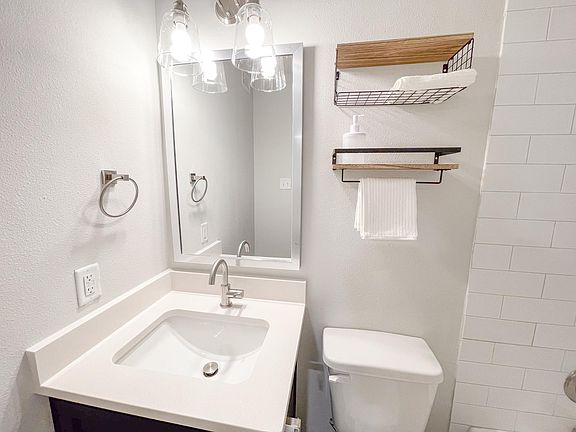 3rd image of 704 Yegua St #222