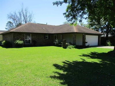 206 Shadowdale St, Bridge City, TX, 77611