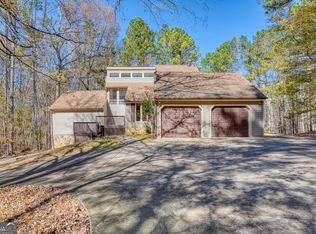 370 Darren Dr, Fayetteville, GA 30215