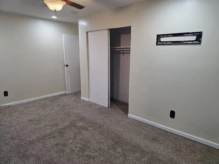 1505 Elizabeth Dr — Photo 6