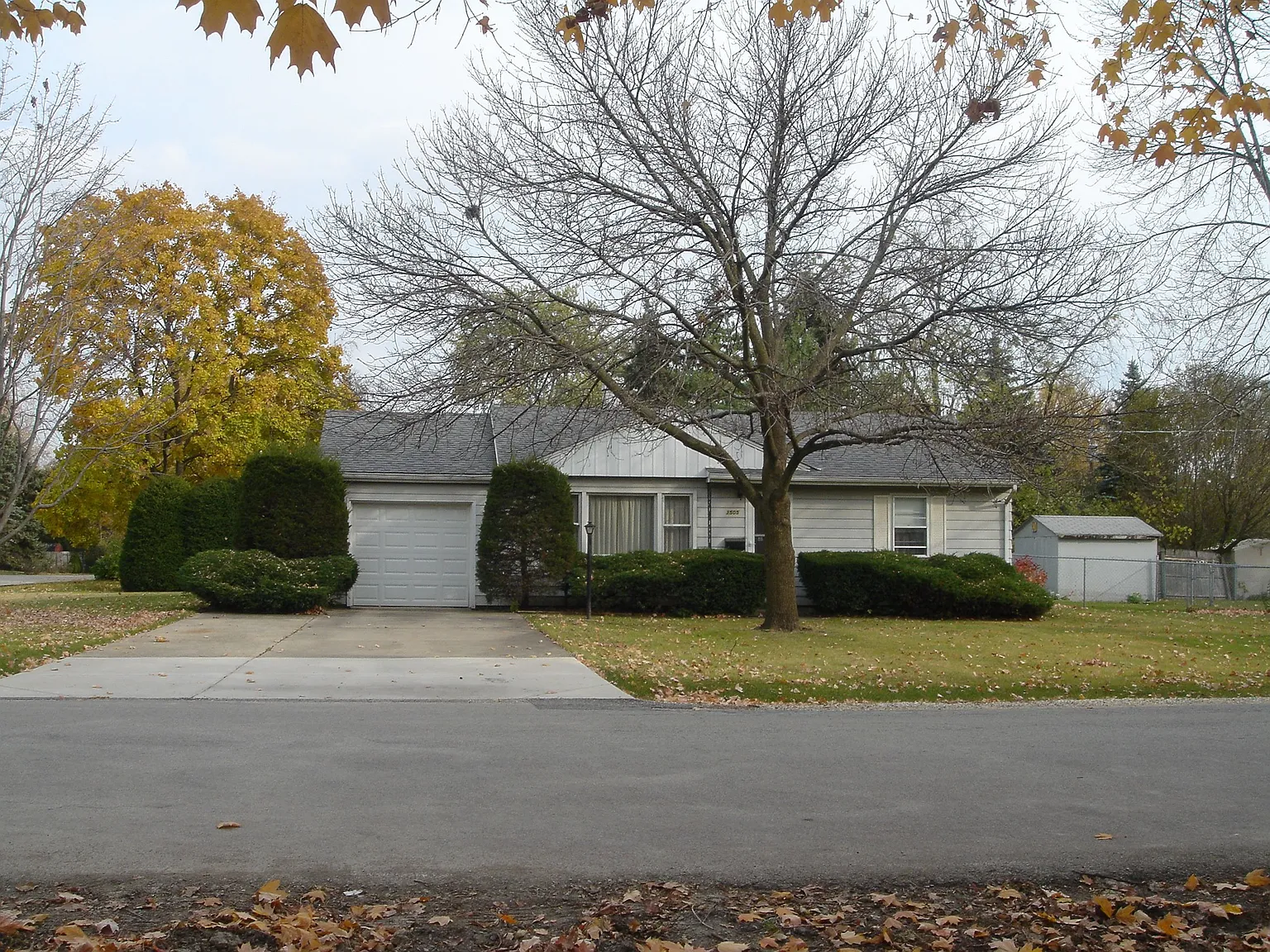 3505 Highland Ct photo 1