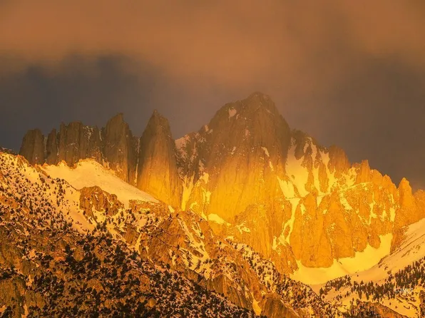 1003 Whitney Vista Dr, Lone Pine, CA 93545