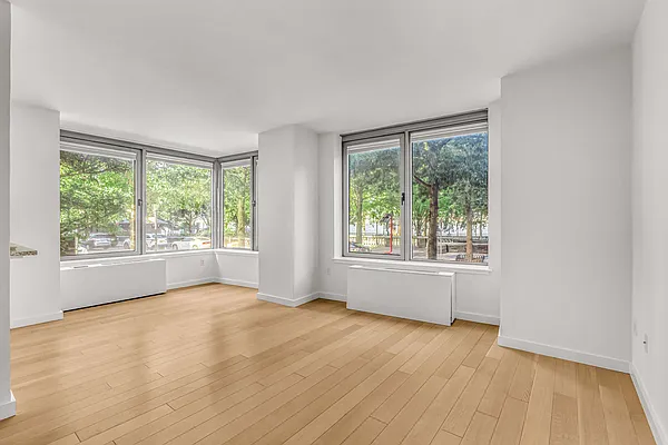 Rented by R New York | media 1