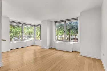 Rented by R New York