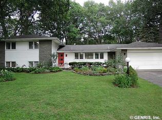 24 Kimberly Rd, Pittsford, NY 14534