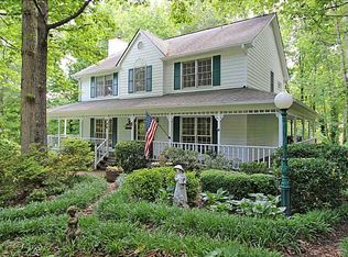306 Falls Way, Woodstock, GA 30188