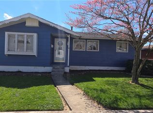 6 Thompson Ln, Shadyside, OH