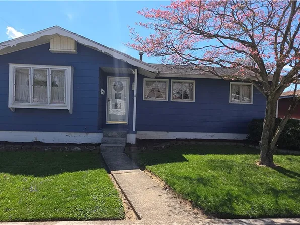 6 Thompson Ln, Shadyside, OH 43947