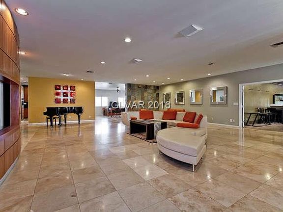 5th image of 2926 Mondavi Ct #0