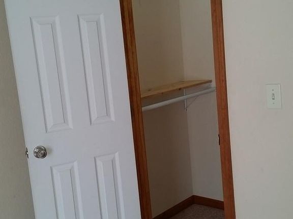 5th image of 112 Sunset Cir