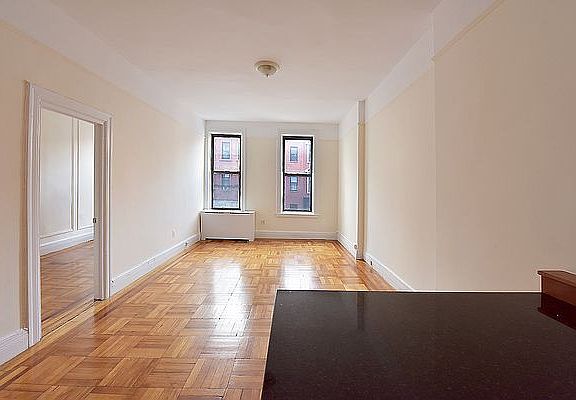 3rd image of 783 Lexington Ave #3A