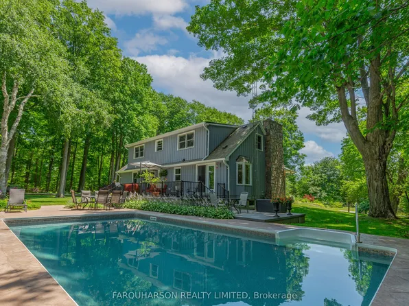 4004 Saint Johns Side Rd E, Whitchurch Stouffville, ON L4A 2T7