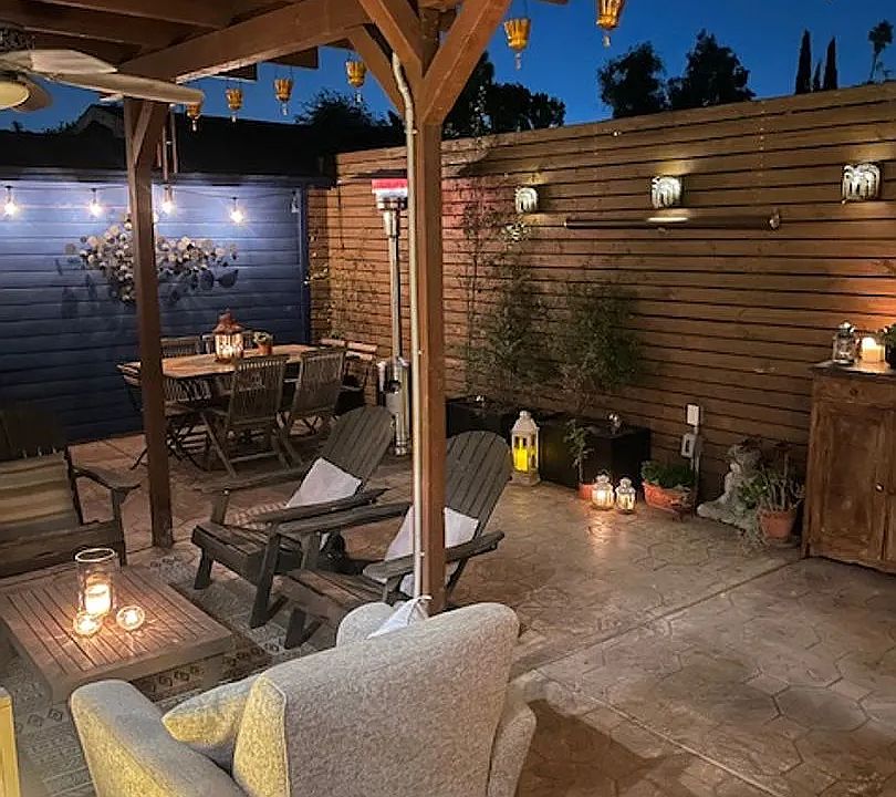 1st image of 4956 Clinton St