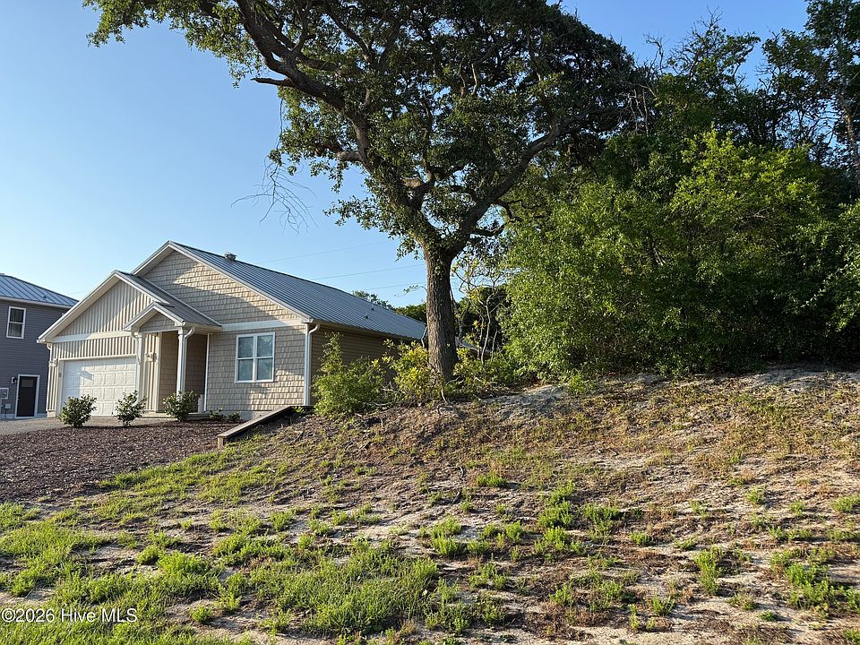 1st image of 100 Evergreen Lane