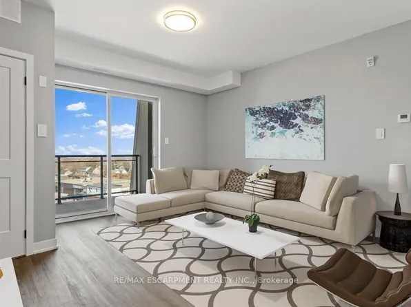 5002 King St, Lincoln, ON