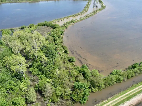 Highway 135, Corning, AR 72422