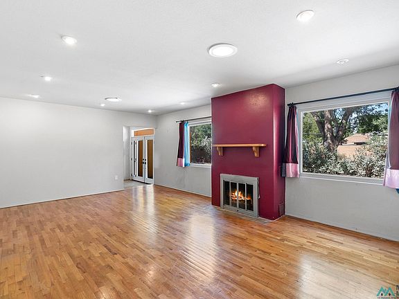 4th image of 1106 Tracy Pl