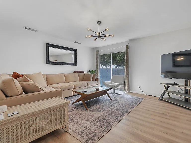76567 New York Ave — Photo 4