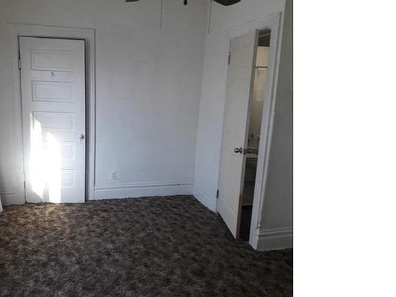 5th image of 3527 N Taylor Ave